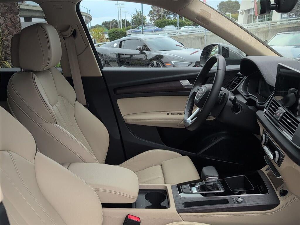 2024 Audi Q5 S line Premium Plus