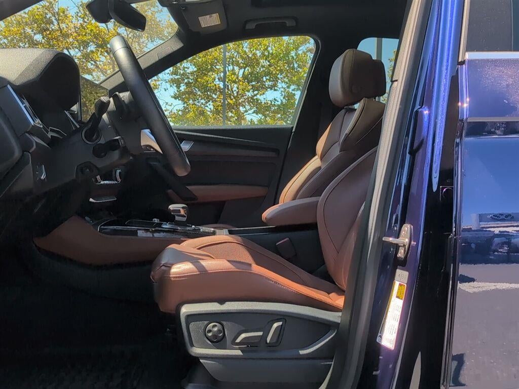 2023 Audi Q5 S line Premium Plus