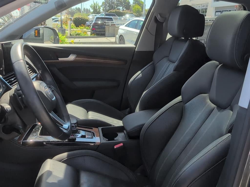 2023 Audi Q5 S line Premium Plus