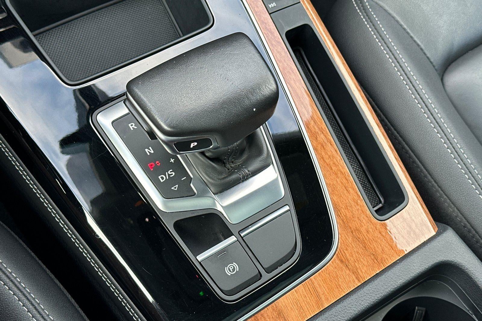 2023 Audi Q5 S line Premium Plus