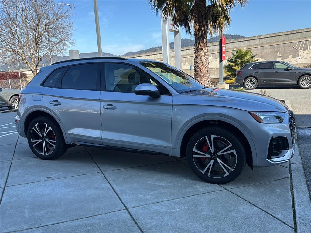2025 Audi Q5 S line Premium Plus
