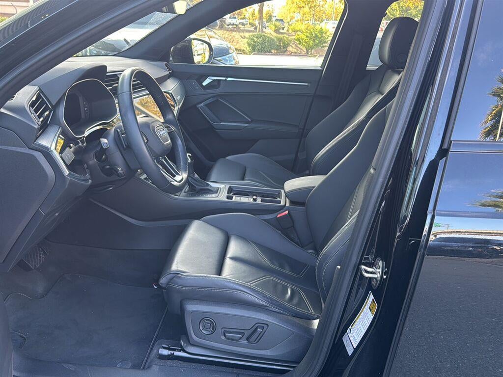 2024 Audi Q3 S line Premium Plus