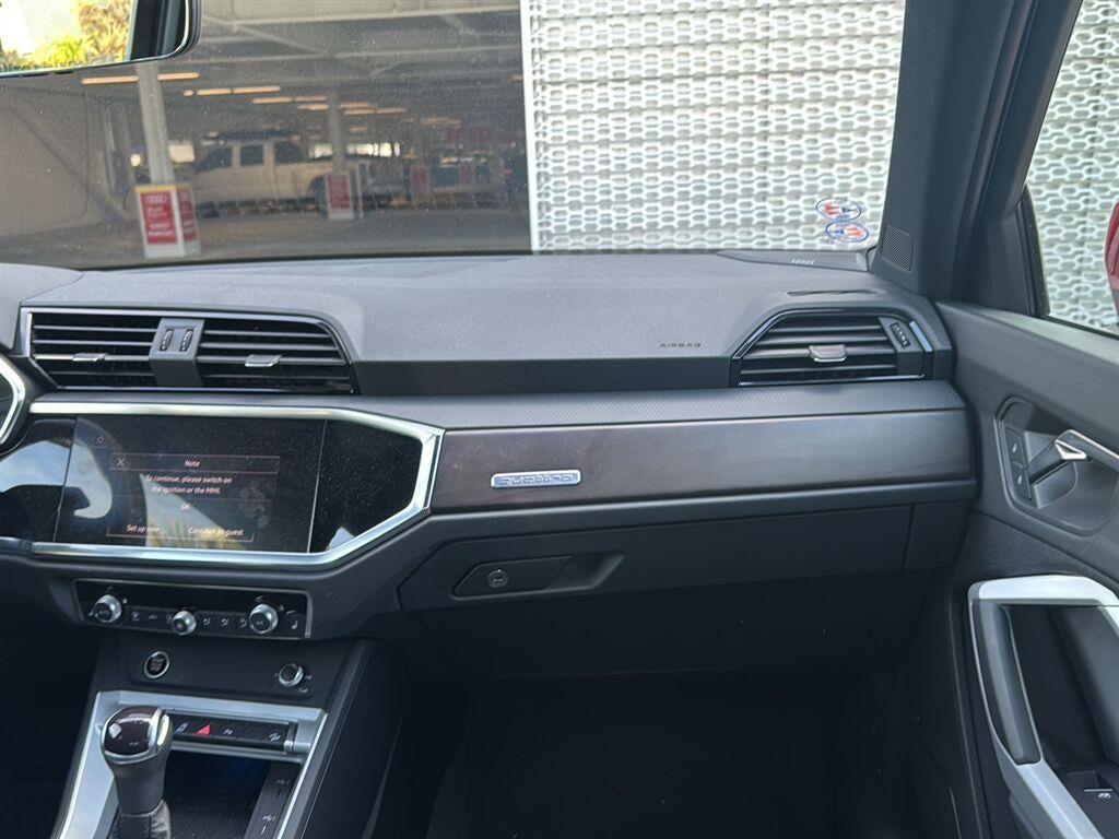 2024 Audi Q3 S line Premium Plus