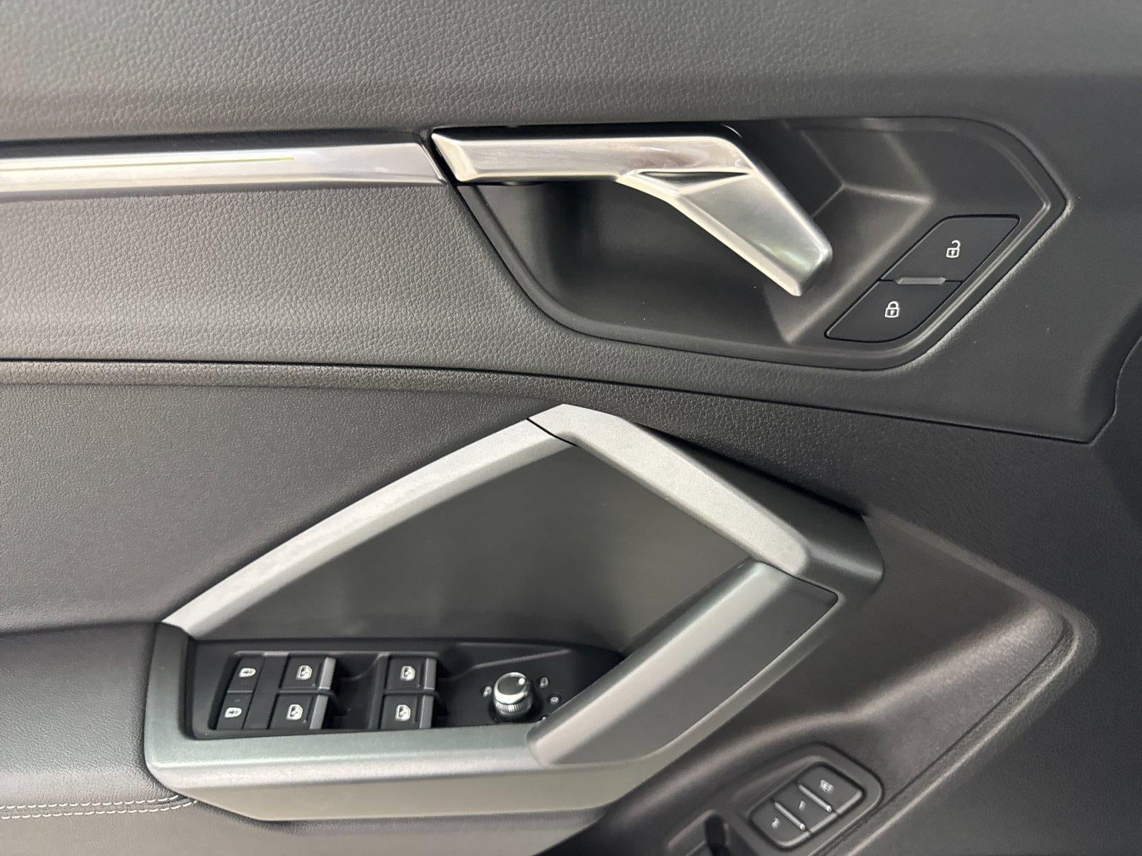 2024 Audi Q3 S line Premium Plus