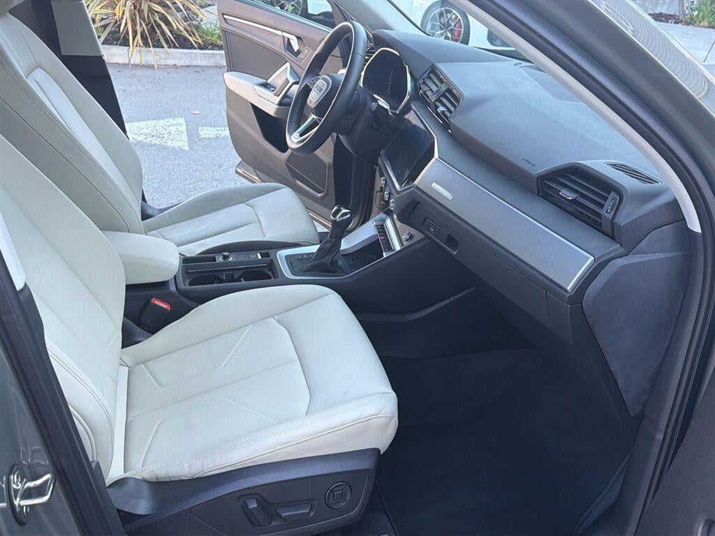 2019 Audi Q3 S line Premium Plus