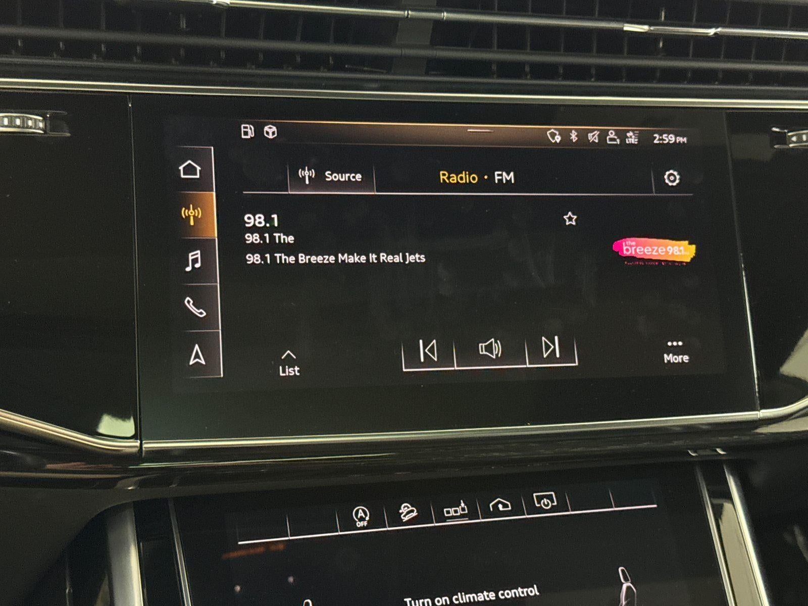 2019 Audi Q8 Premium Plus