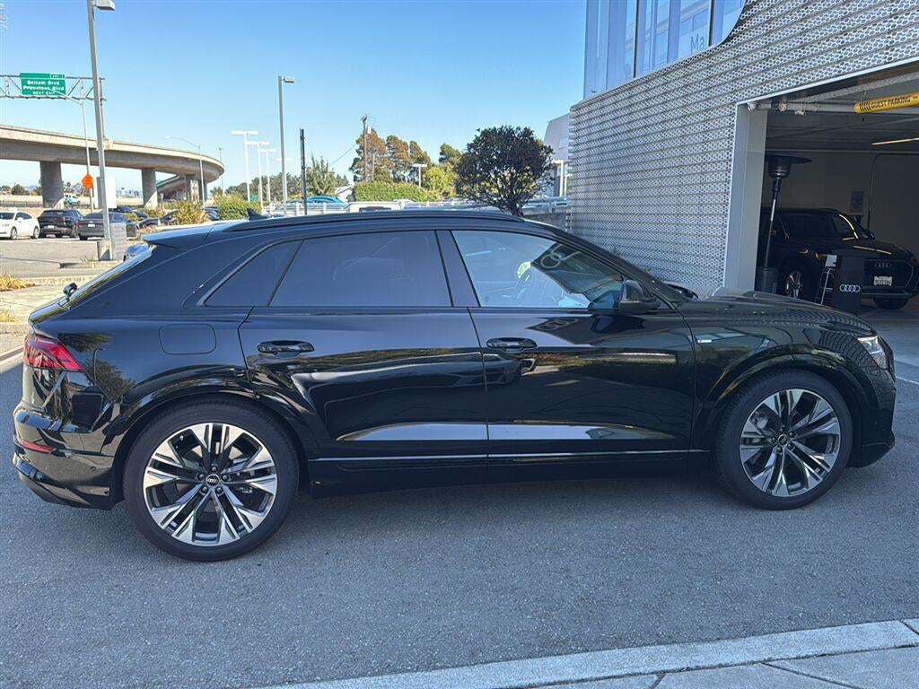 2026 Audi Q8 Premium Plus