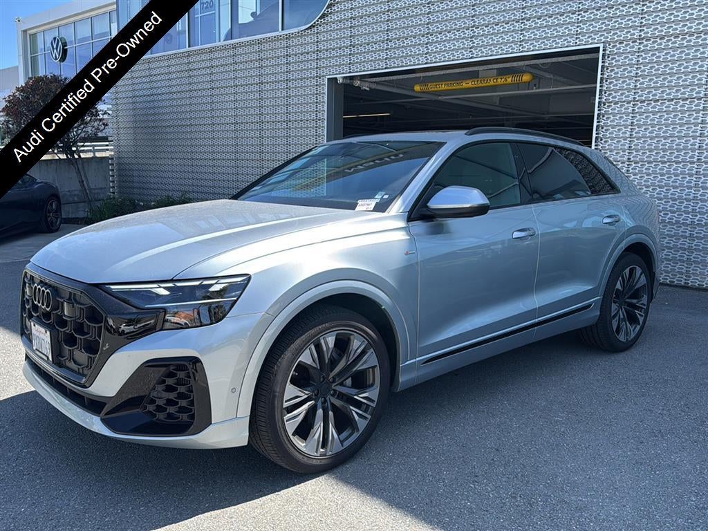 2025 Audi Q8 Premium Plus