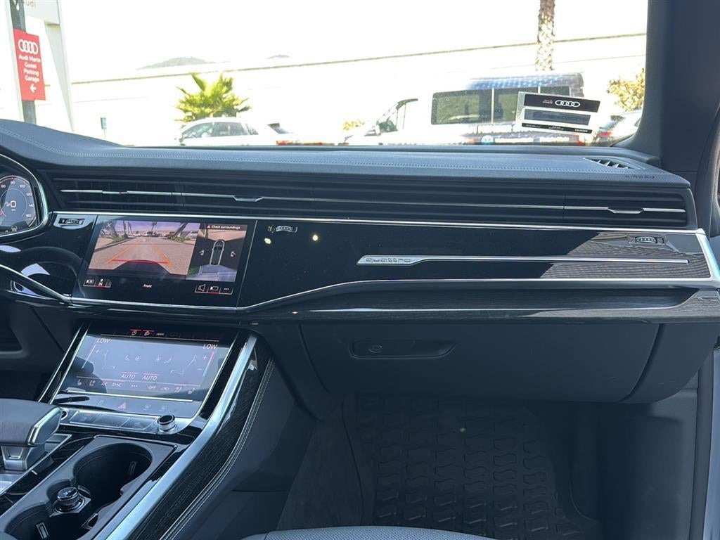 2025 Audi Q8 Premium Plus