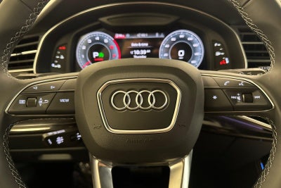 2026 Audi Q8 Premium Plus