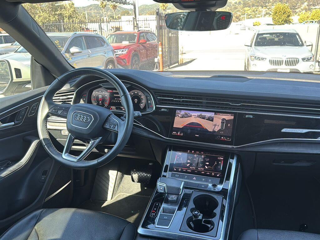 2023 Audi Q8 Premium Plus