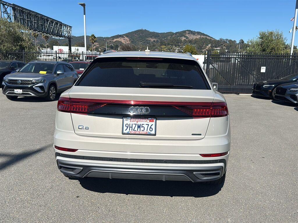 2023 Audi Q8 Premium Plus