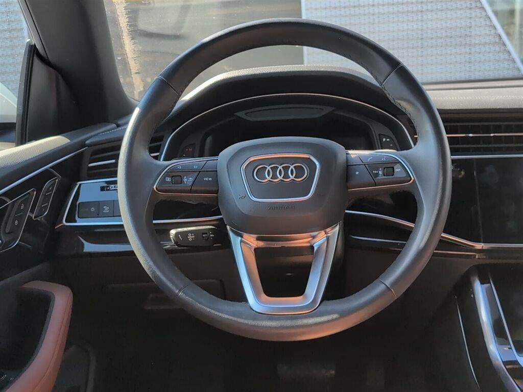 2023 Audi Q8 Premium Plus