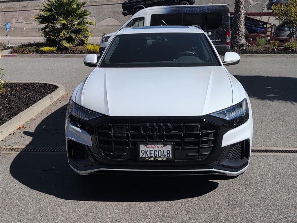 2023 Audi Q8 Premium Plus