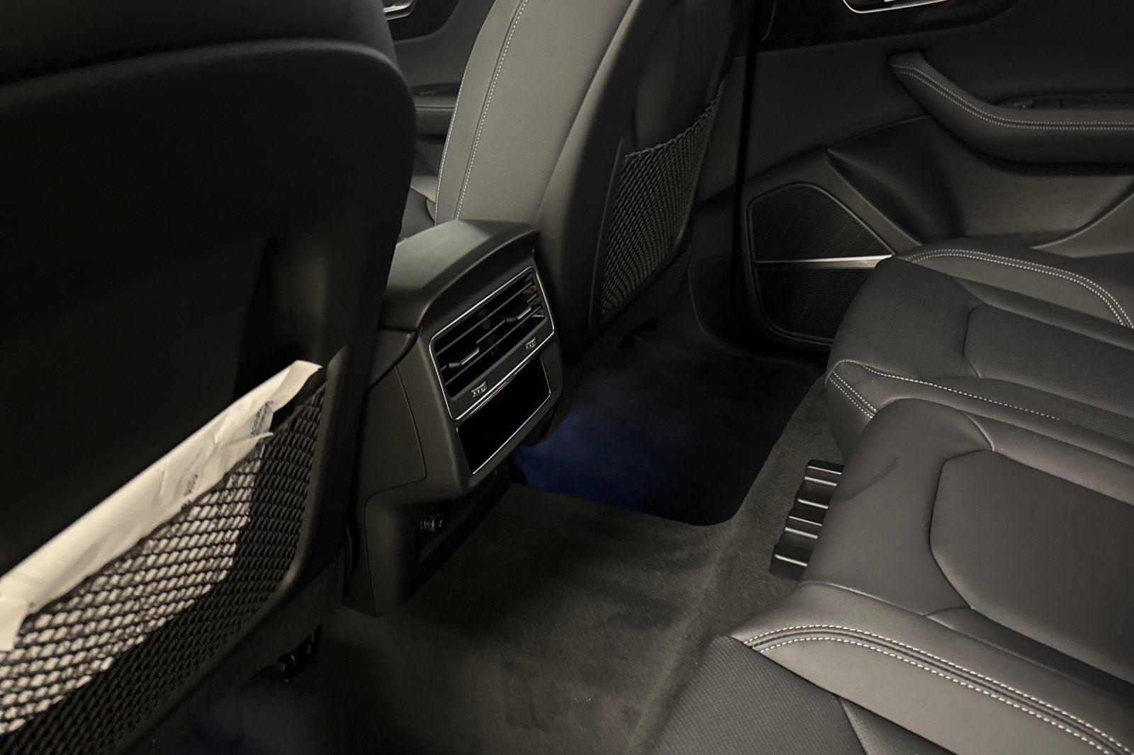 2026 Audi Q8 Premium Plus