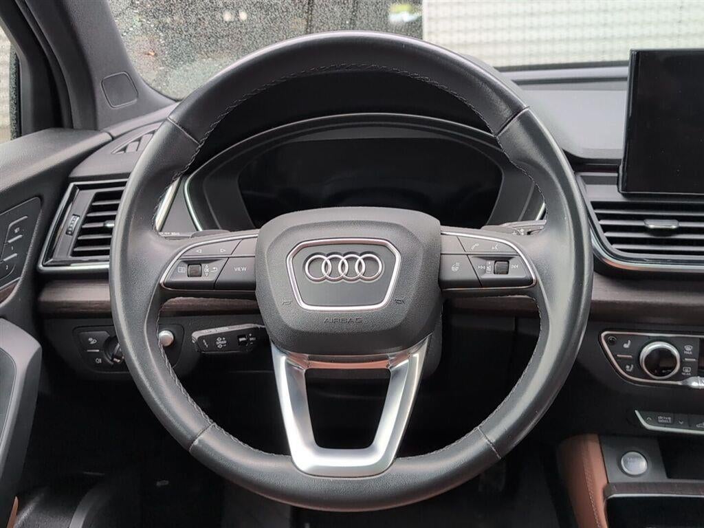 2023 Audi Q5 S line Prestige