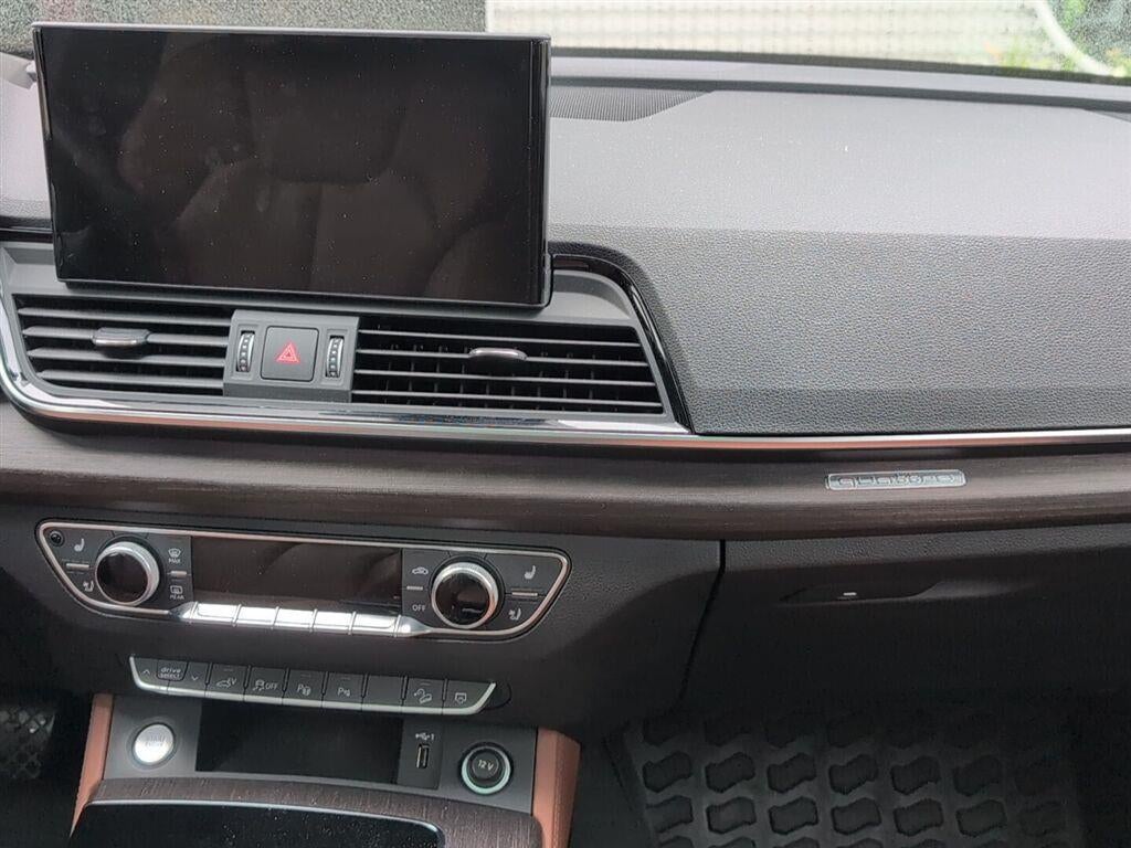 2023 Audi Q5 S line Prestige