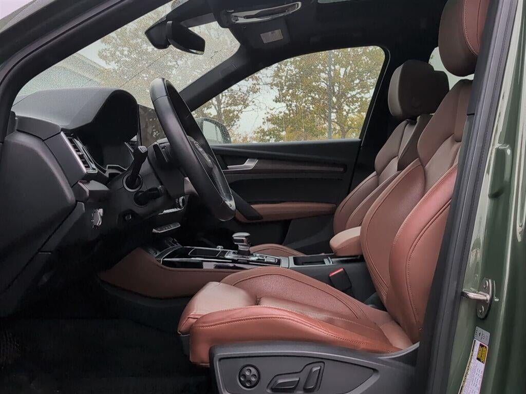 2023 Audi Q5 S line Prestige