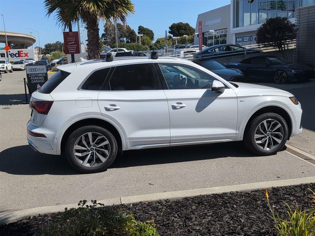 2023 Audi Q5 S line Prestige