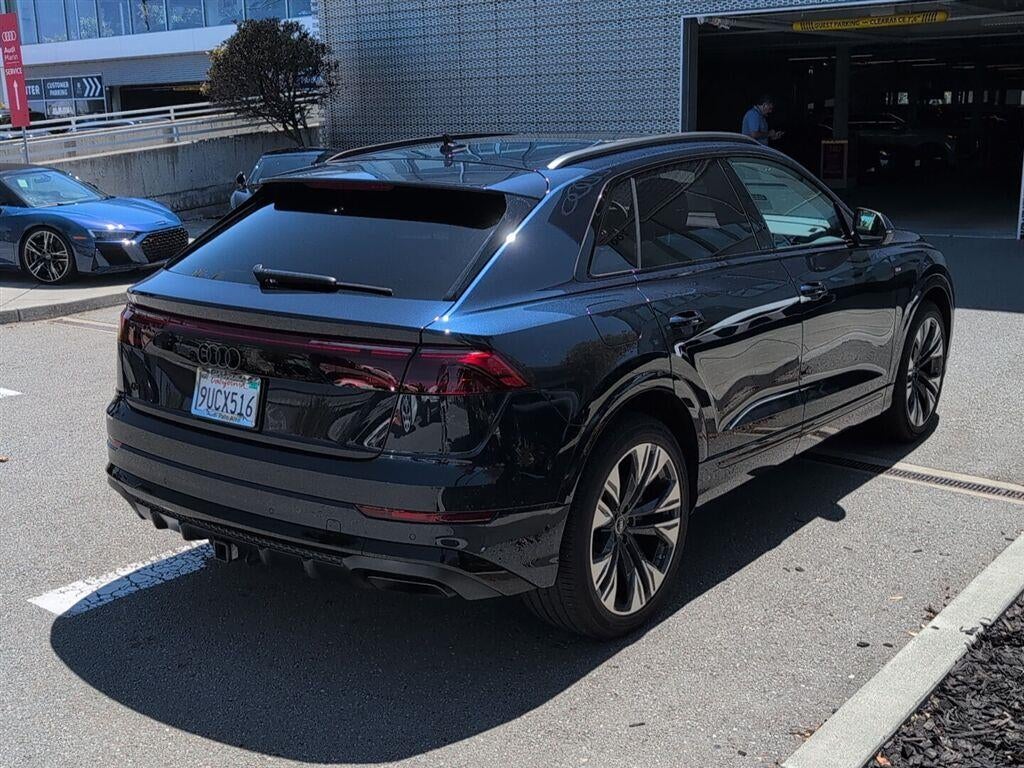 2025 Audi Q8 Prestige