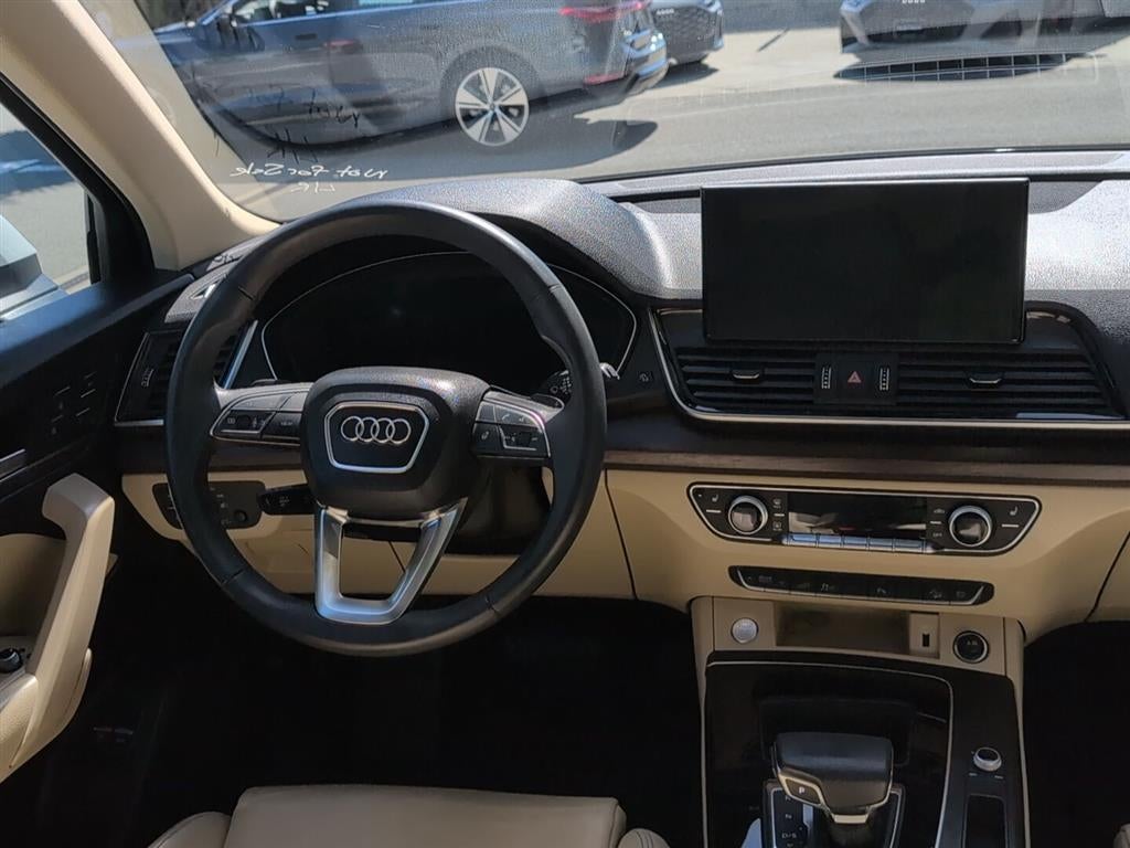 2023 Audi Q5 S line Premium