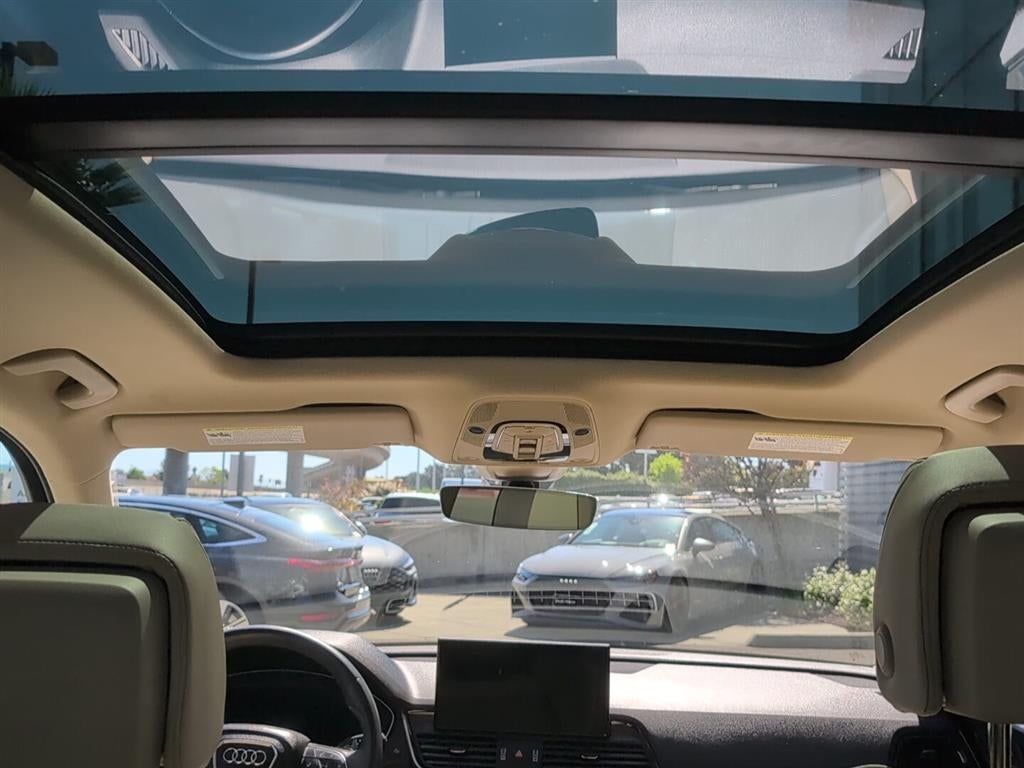 2023 Audi Q5 S line Premium