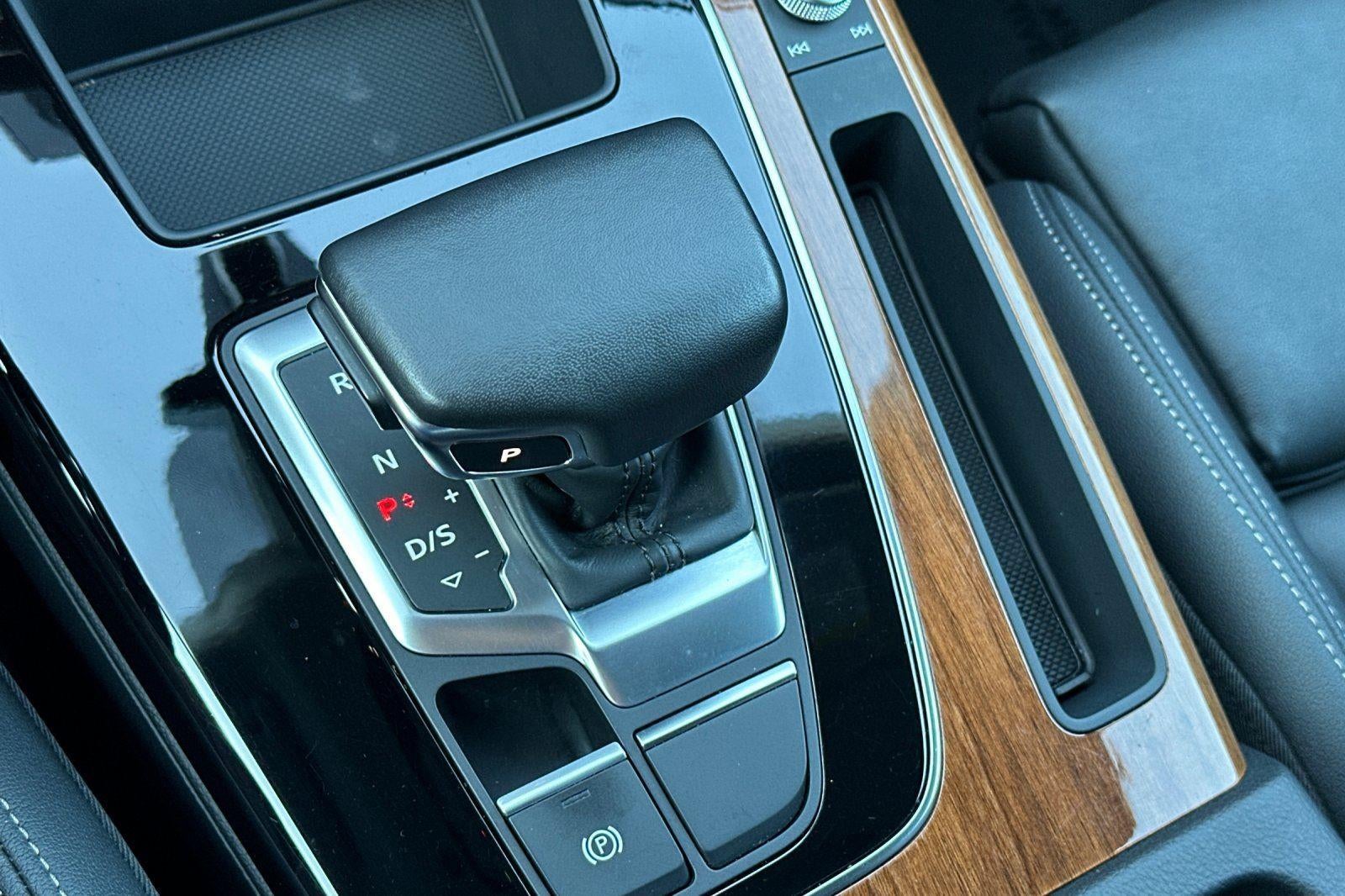 2023 Audi Q5 S line Premium