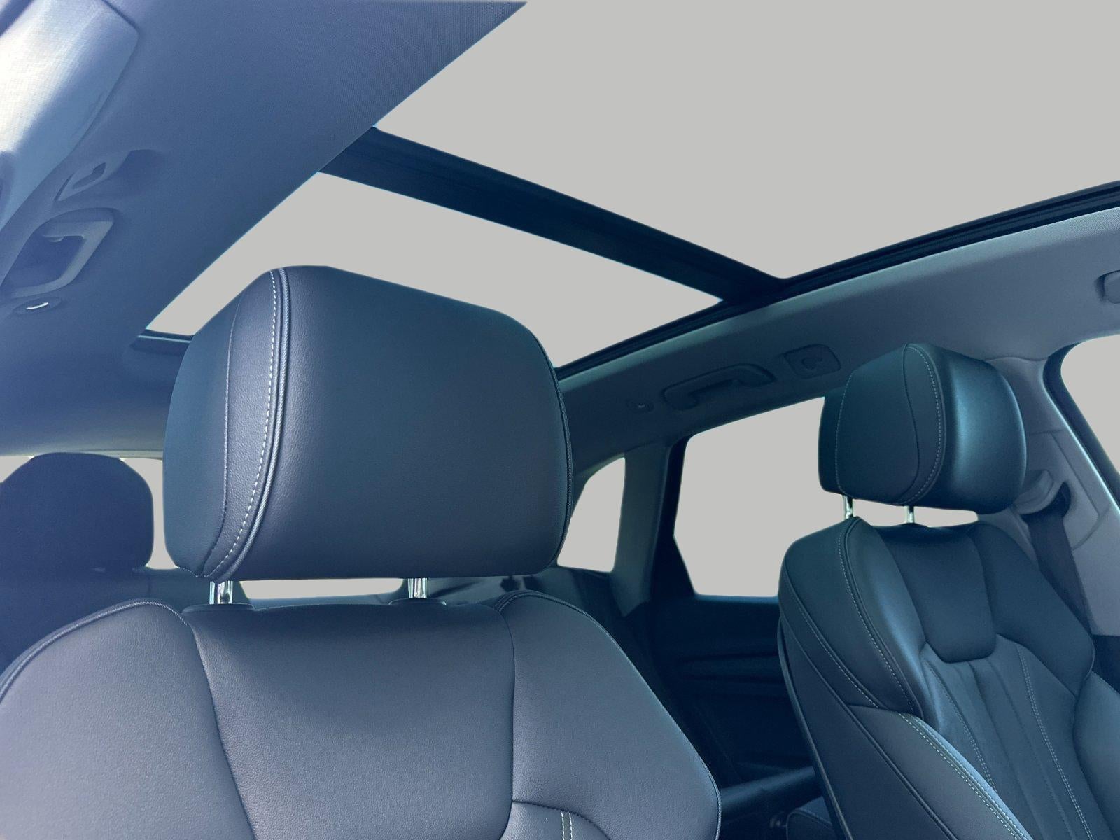 2024 Audi Q5 S line Premium