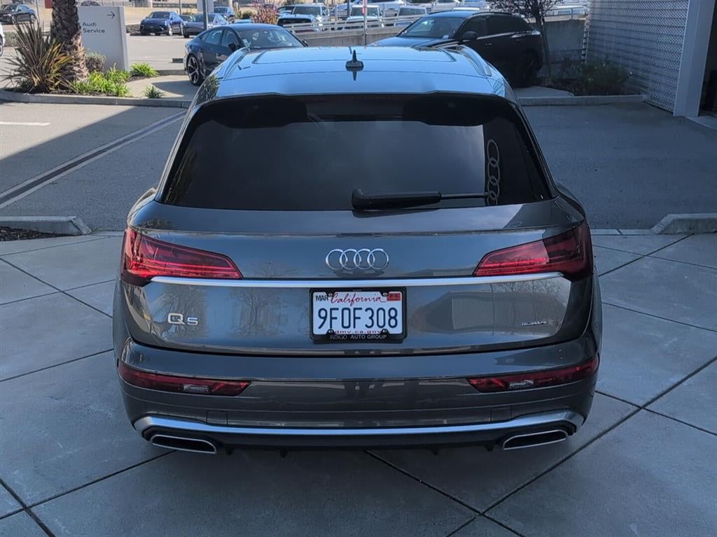 2023 Audi Q5 S line Premium