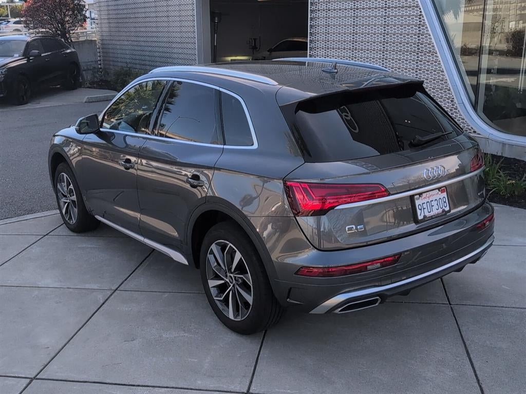2023 Audi Q5 S line Premium