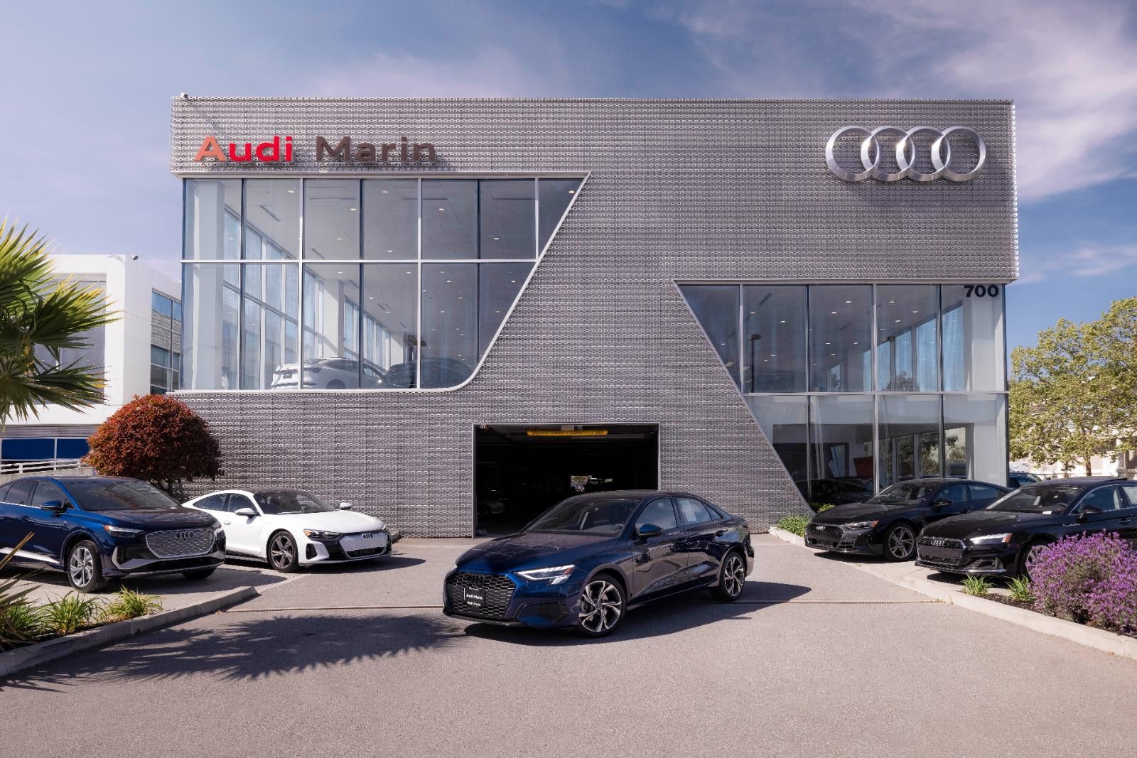 2024 Audi Q4 e-tron Premium