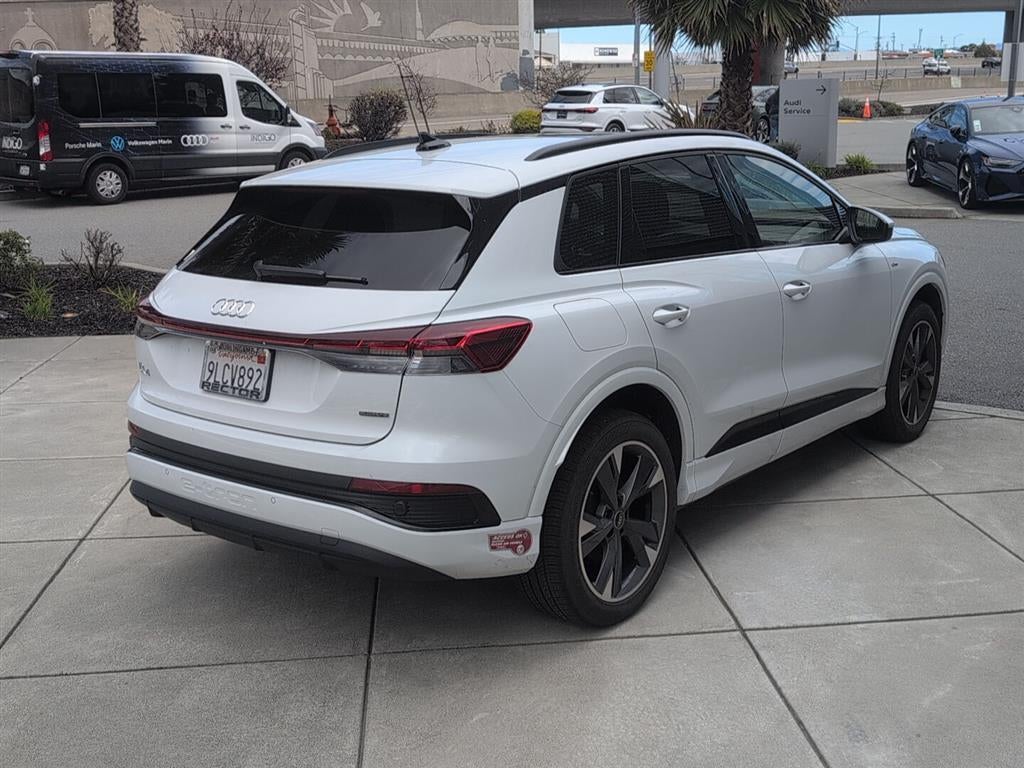 2024 Audi Q4 e-tron Premium