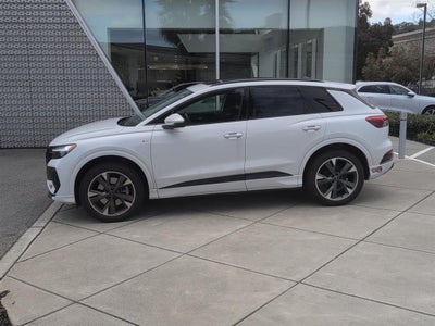 2024 Audi Q4 e-tron Premium