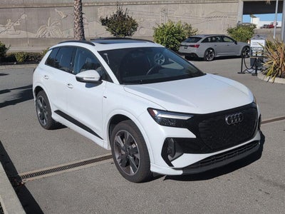 2024 Audi Q4 e-tron Premium Plus