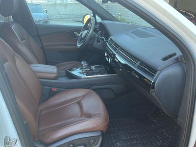 2019 Audi Q7 Premium Plus