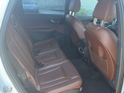 2019 Audi Q7 Premium Plus