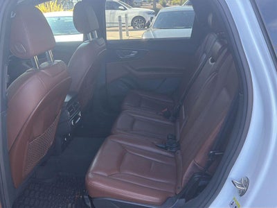 2019 Audi Q7 Premium Plus