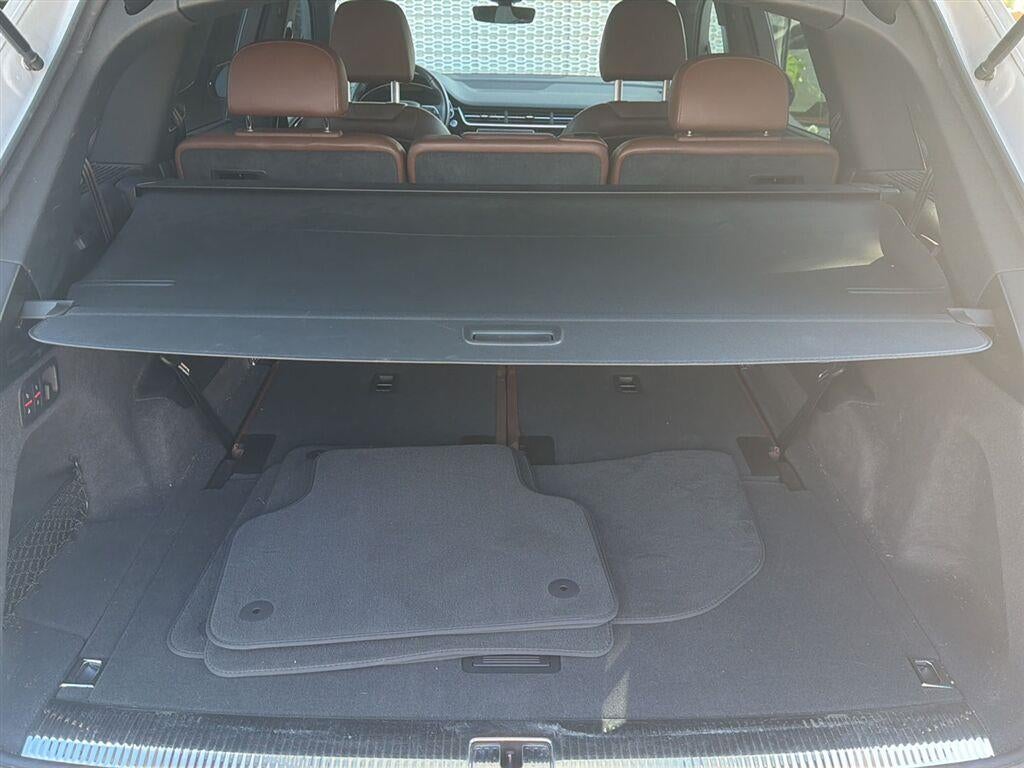 2019 Audi Q7 Premium Plus