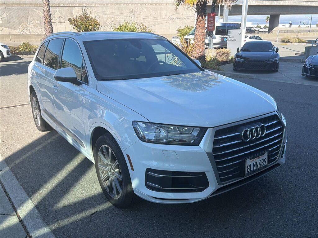 2019 Audi Q7 Premium Plus