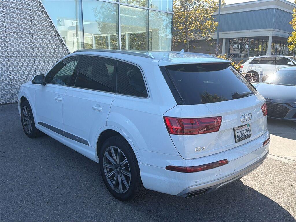 2019 Audi Q7 Premium Plus