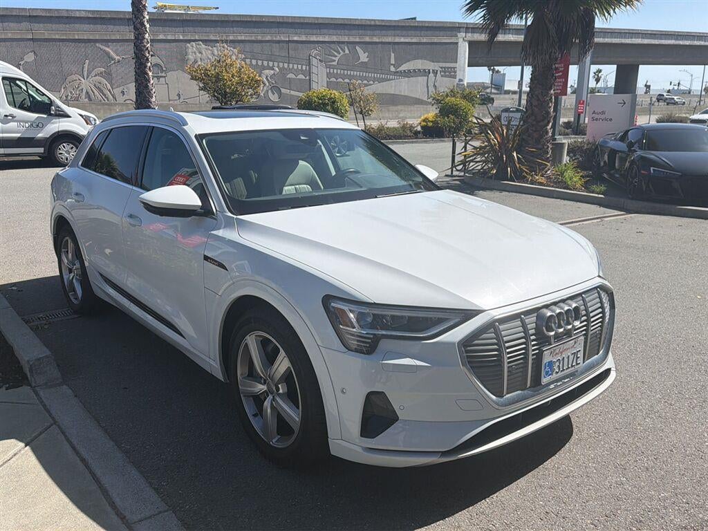 2019 Audi E-Tron Premium Plus