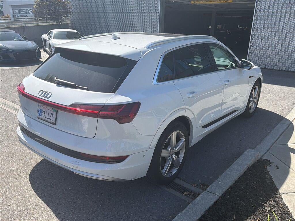 2019 Audi E-Tron Premium Plus