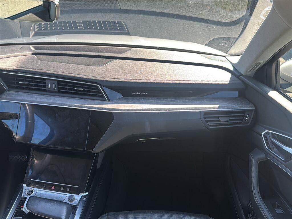2022 Audi E-Tron Premium Plus