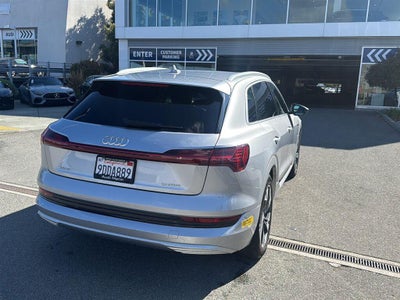 2022 Audi E-Tron Premium Plus