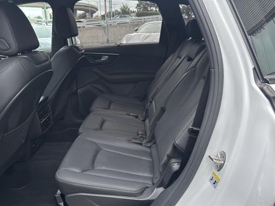 2026 Audi Q7 Premium Plus
