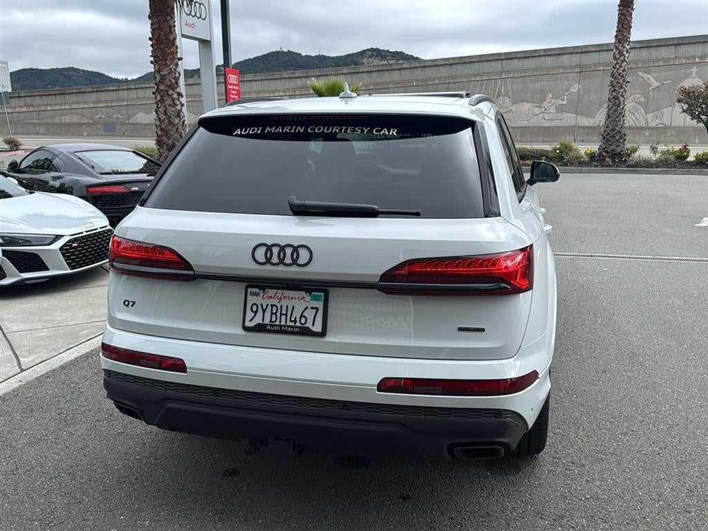 2026 Audi Q7 Premium Plus