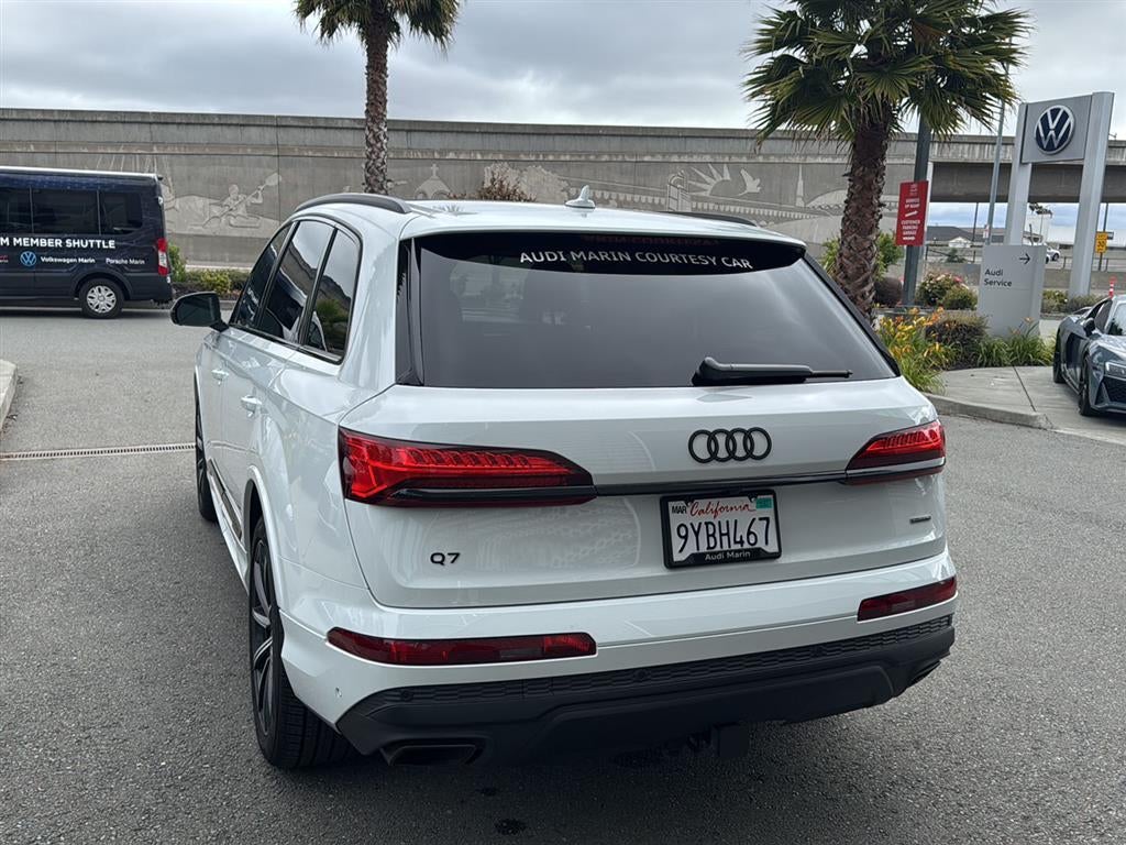 2026 Audi Q7 Premium Plus