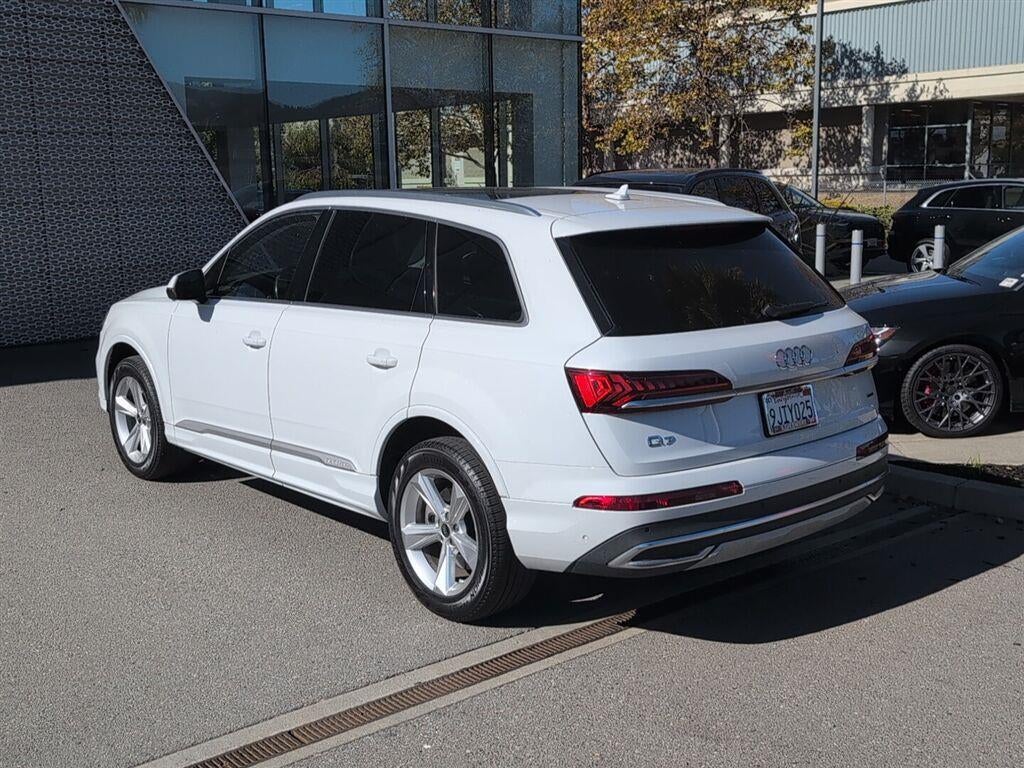 2023 Audi Q7 Premium Plus
