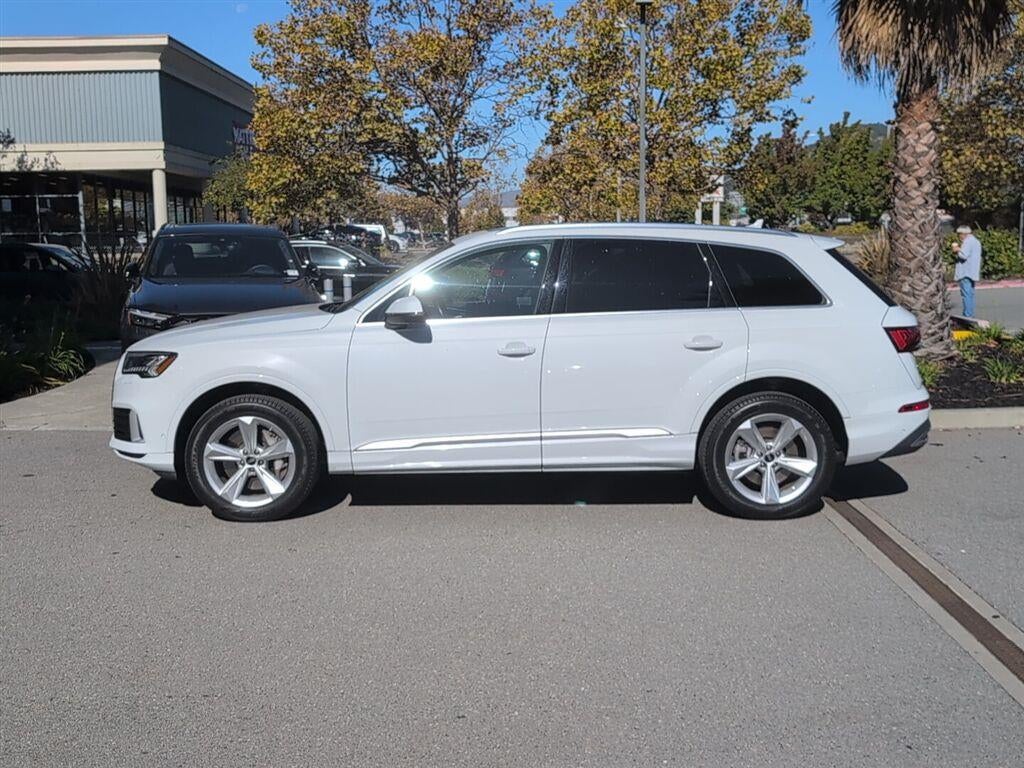 2023 Audi Q7 Premium Plus