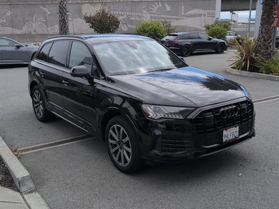 2023 Audi Q7 Premium Plus